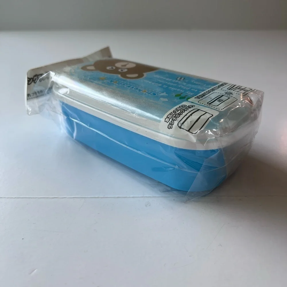 Japanese 2 layer‎ clickety click bear bento box